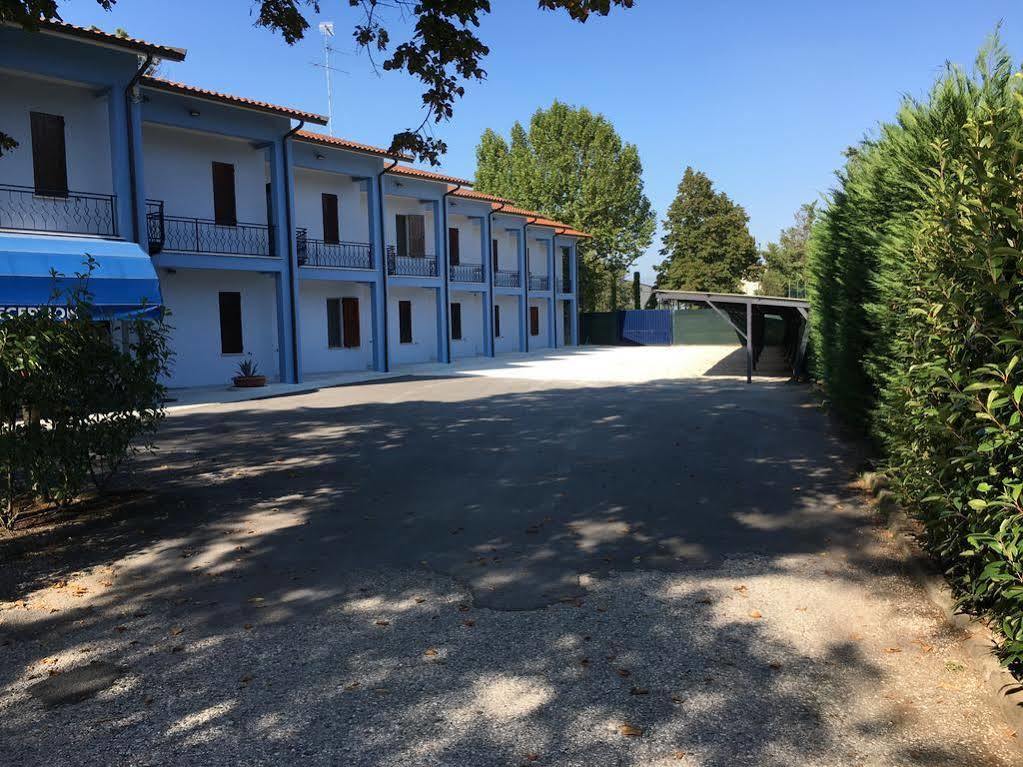 Blue Hotel Suzzara Exterior foto
